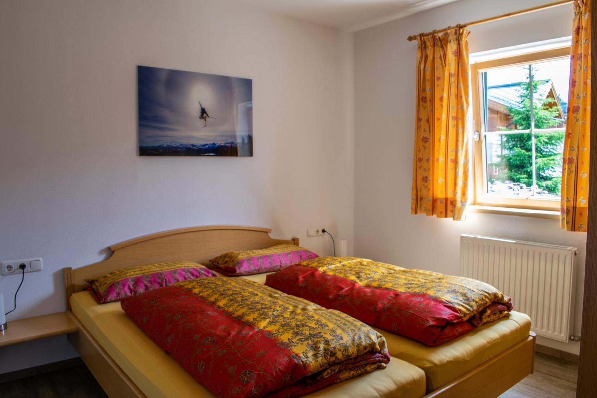 Weinzeit Chalet Konigsleiten Kültér fotó